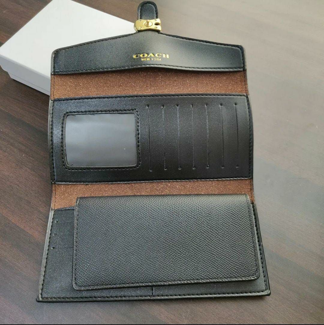 WhatsApp-Image-2022-03-28-at-7.21.20-PM-0c51b509 Coach Tabby Black Three Fold Wallet
