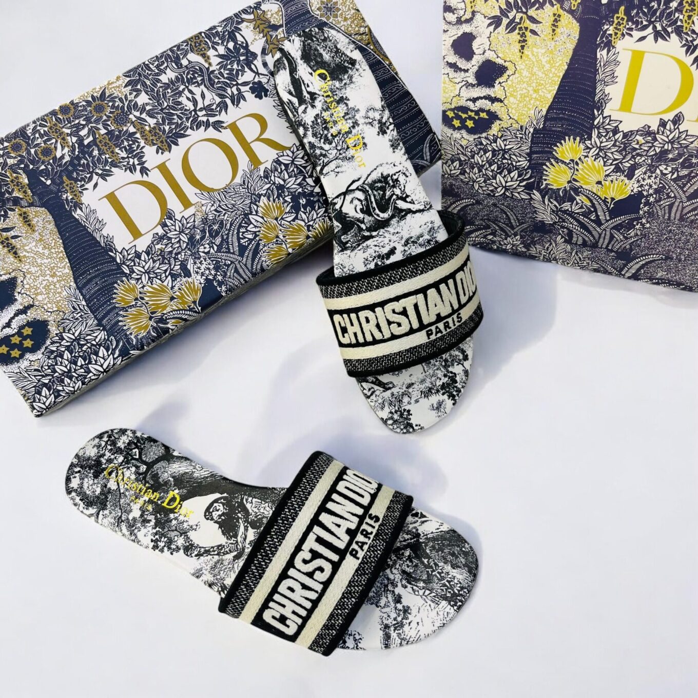 IMG_0962 Christian Dior Black Tiger Dway Slide