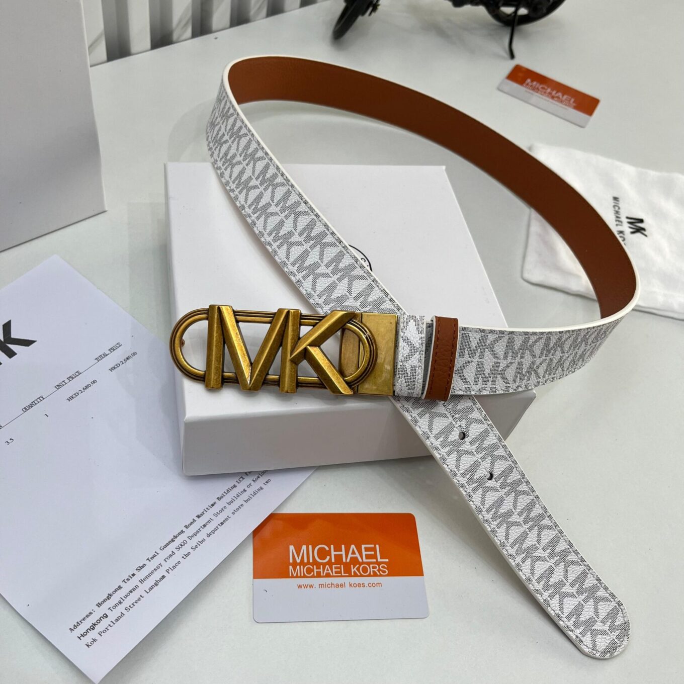Michael Kors Signature logo white brown reversible  Unisex Belt