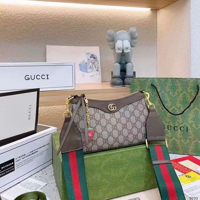 Gucci Ophidia GG Shoulder Bag (With Box)