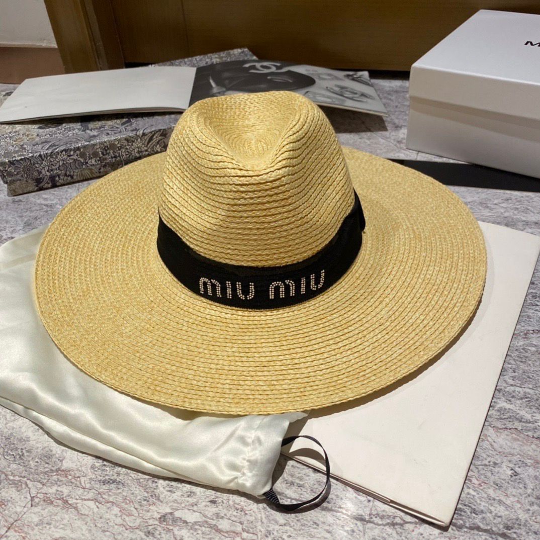 WhatsApp Image 2024-05-18 at 7.02.15 PM (1) Miu Miu Beige Black Beach Hat