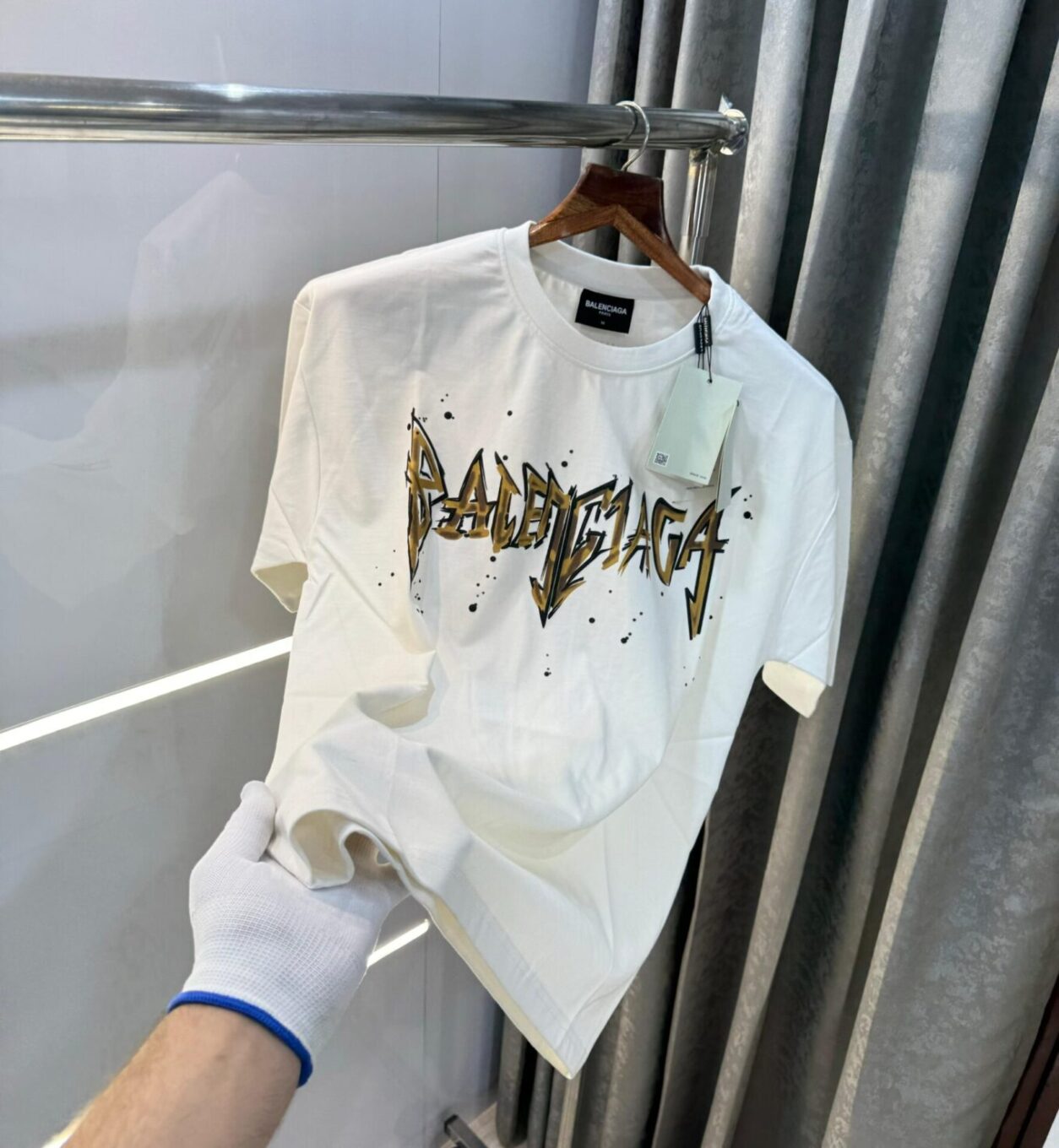 Balenciaga White Oversized Men’s T-Shirts