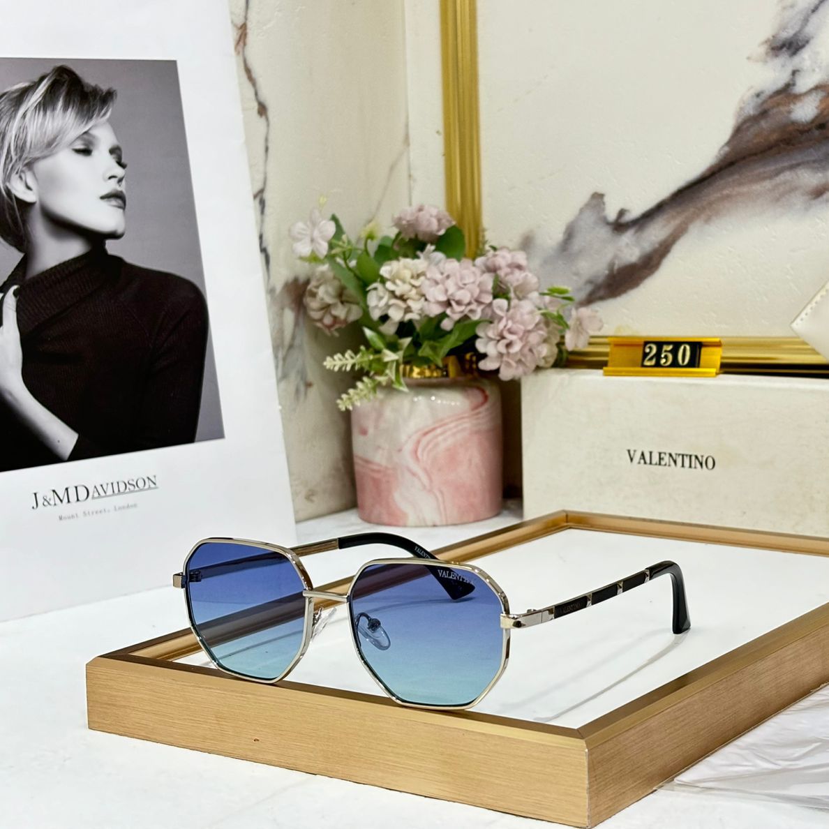 WhatsApp Image 2025-02-11 at 5.03.06 PM Valentino Sunglass For Women