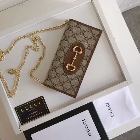 WhatsApp Image 2025-03-01 at 1.17.37 AM Gucci Horsebit Wallet Sling Bag (With Box)