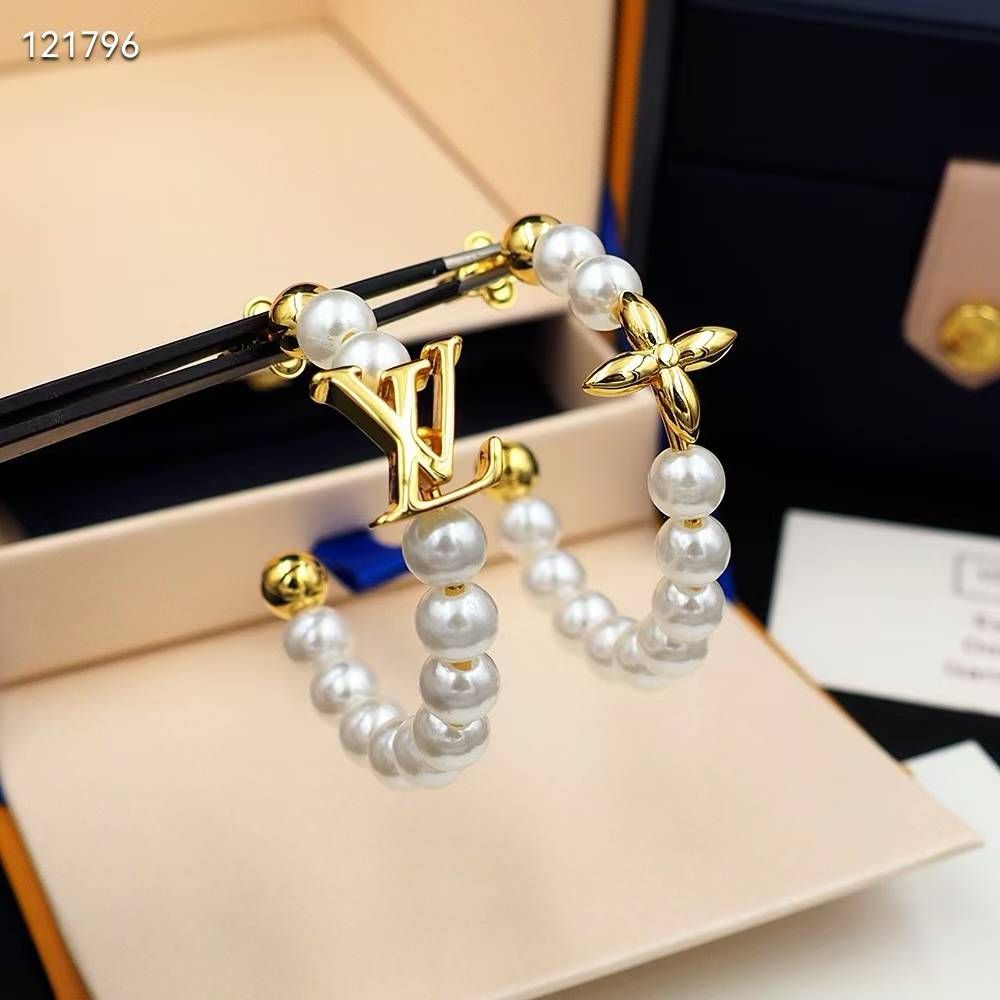 WhatsApp Image 2025-03-01 at 4.17.48 PM (1) Louis Vuitton White Pearl Earring