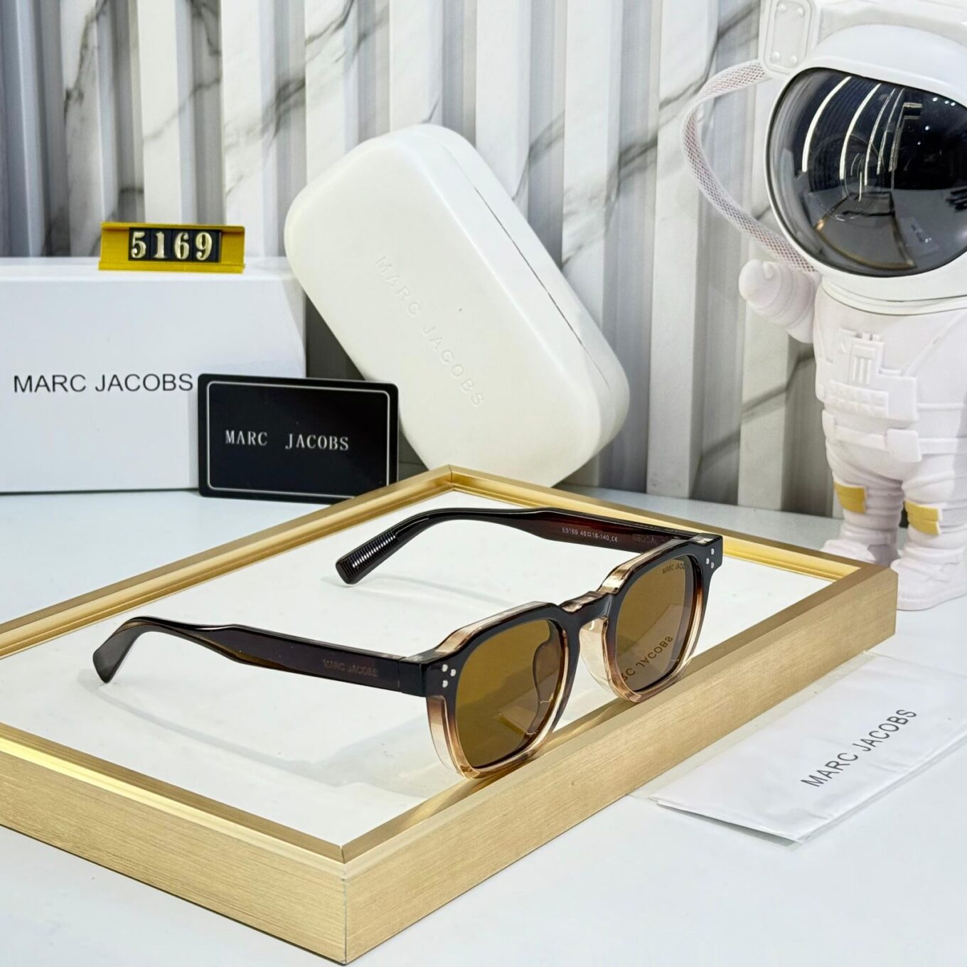 WhatsApp Image 2025-04-11 at 8.49.36 PM Marc Jacobs Unisex Wayfarer