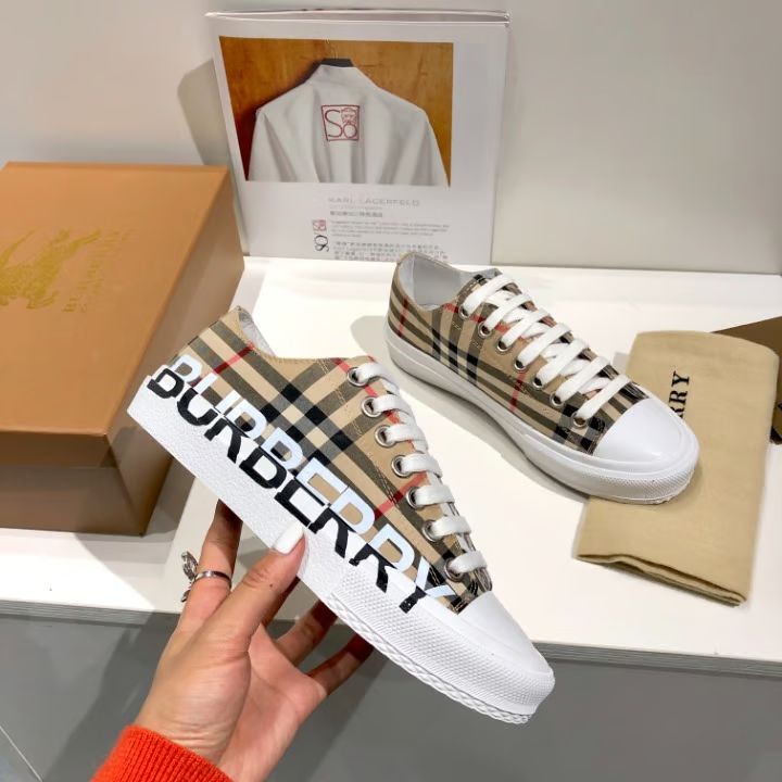 Burberry Logo Vintage Cotton Unisex Sneaker