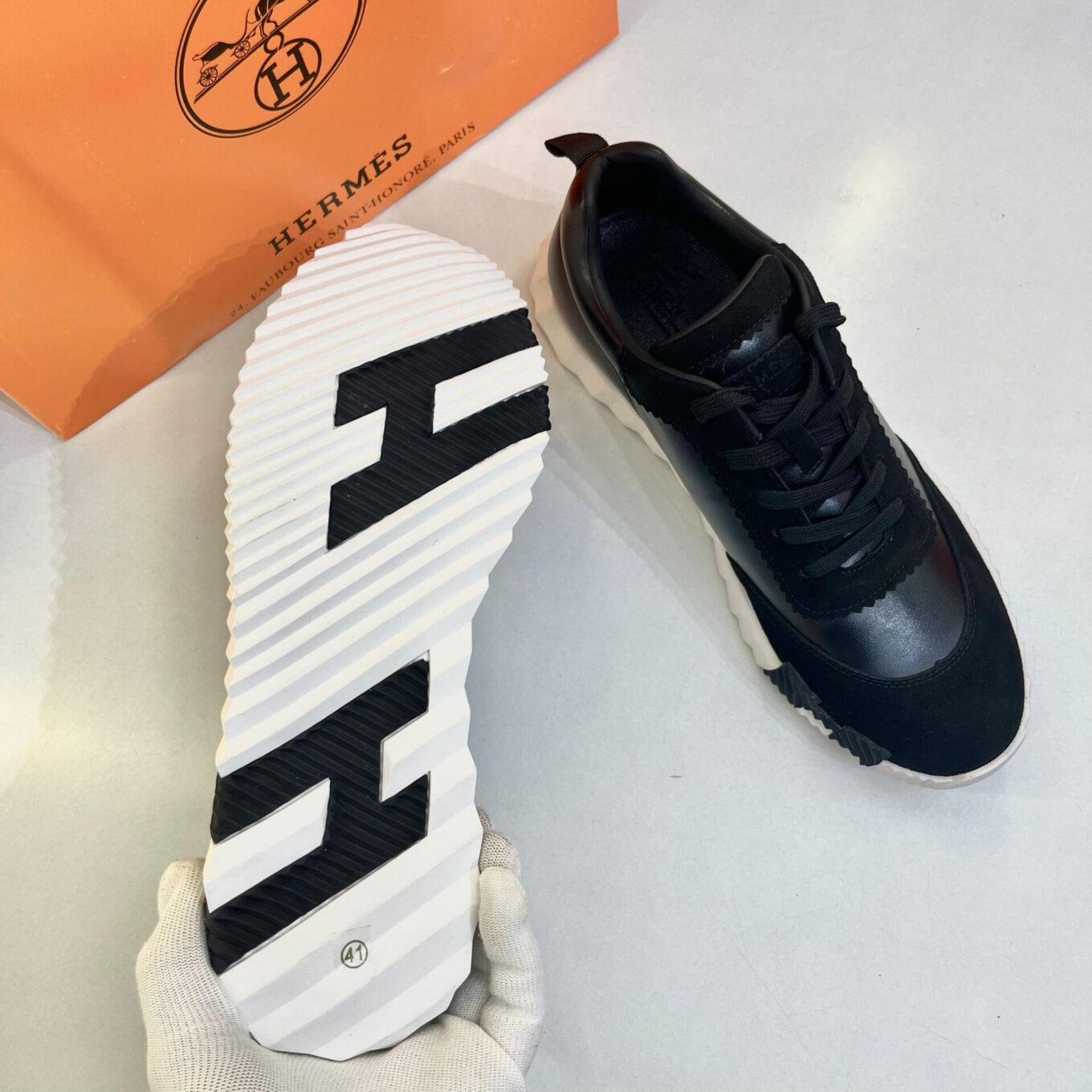 Hermes Bouncing Black Sneaker