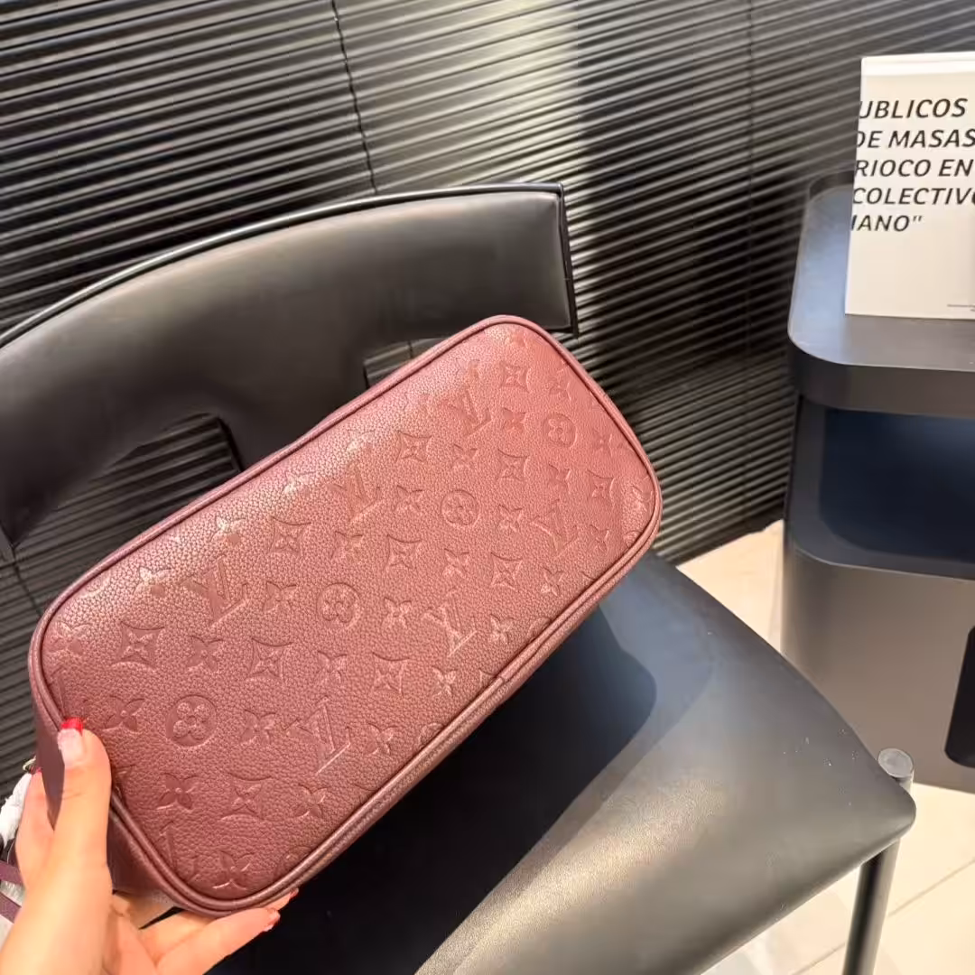 Louis Vuitton Wine Embossed Neverfull MM Tote Bag (With Box )