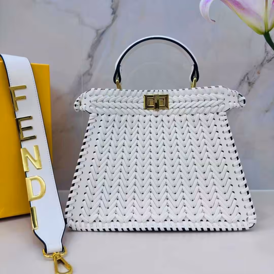WhatsApp Image 2025-12-18 at 12.13.46 AM Fendi Peekaboo ISeeU White Color Hand Bag