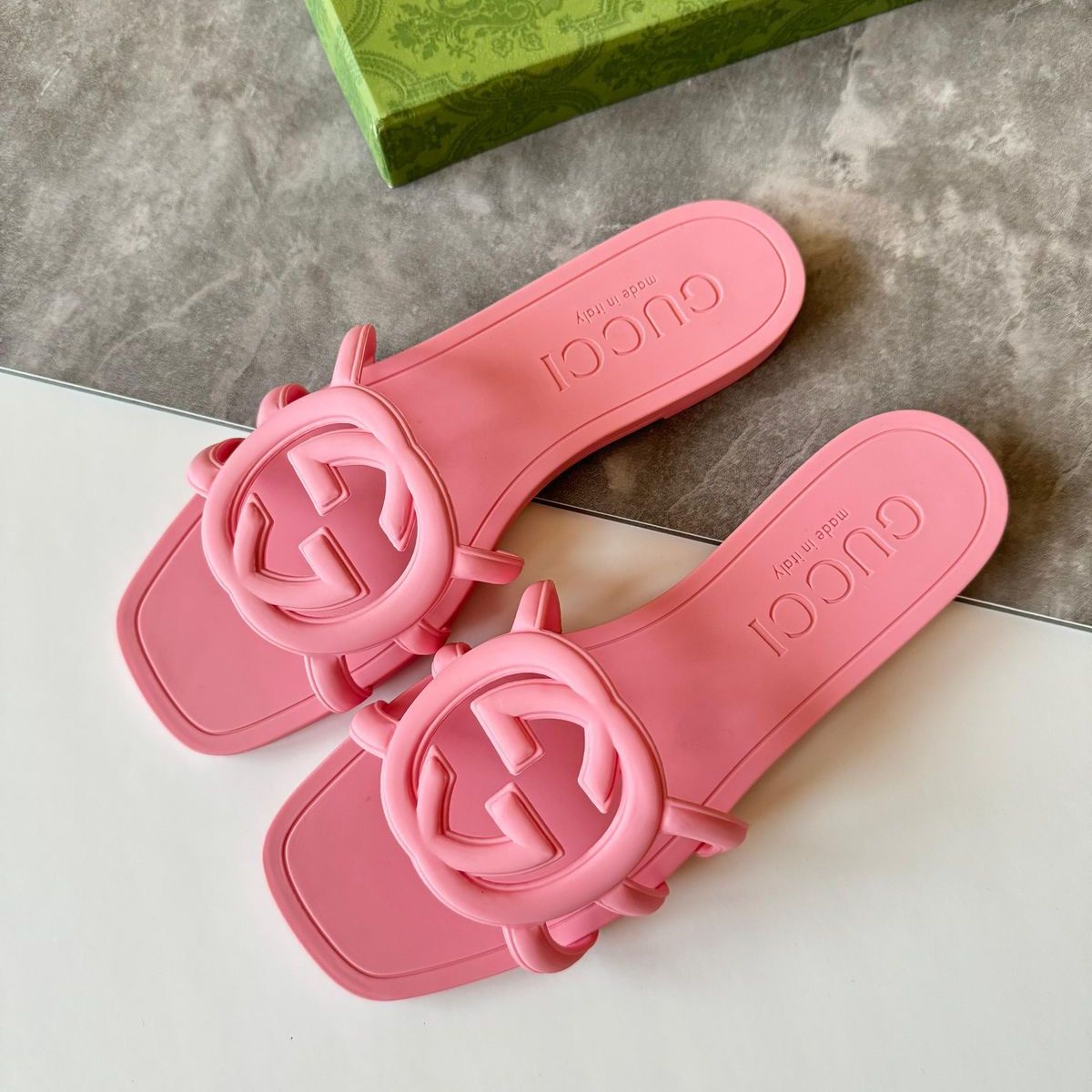 Gucci Interlocking G Slide Pink Sandal